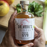 Feinkost Essig Vorderansicht