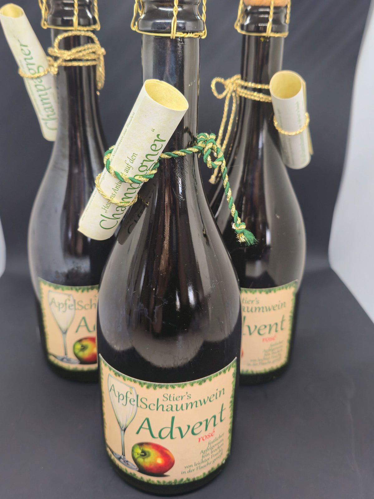 Stier Apfel-Schaumwein Rosé Advent – Festlicher Apfelgenuss