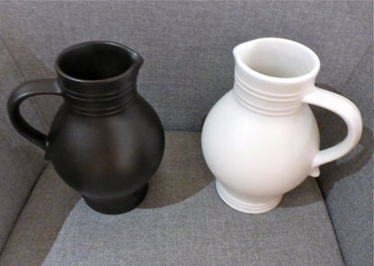 Klassischer 1 L Bembel in Schwarz – handgemacht in Hessen