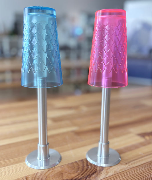 Frankfurter Lampe mit Neon Gerippten