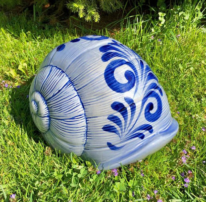 Hessische Gartendekoration #Bembel #Schnecke