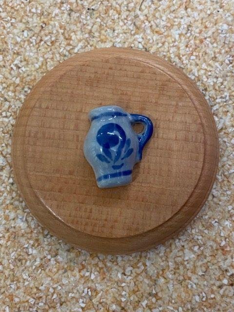 Apfelwein Deckelsche mit Bembel #Deckel #Geripptes #Apfelwein