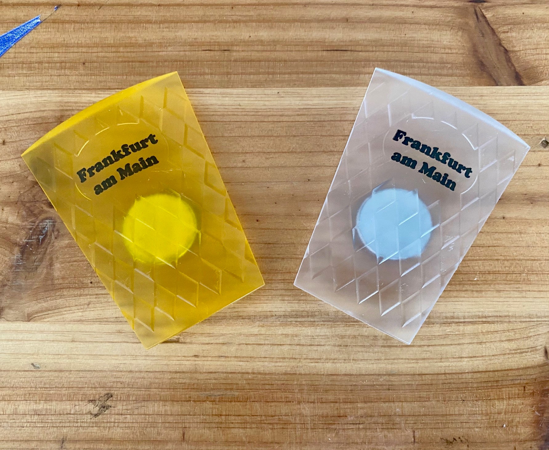 Geripptes als Kühlschrankmagnet by Bembeltown #Kühlschrankmagnet #Souvenirs #Giftshop #Geschenke