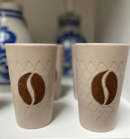 Gerippter #Kaffeebecher #LatteMacchiato #Barista